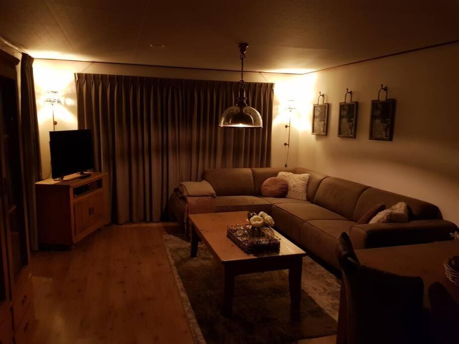 Mooi Chalet Met Grote Tuin Op Een 4 Sterren Park. Doornspijk Kültér fotó